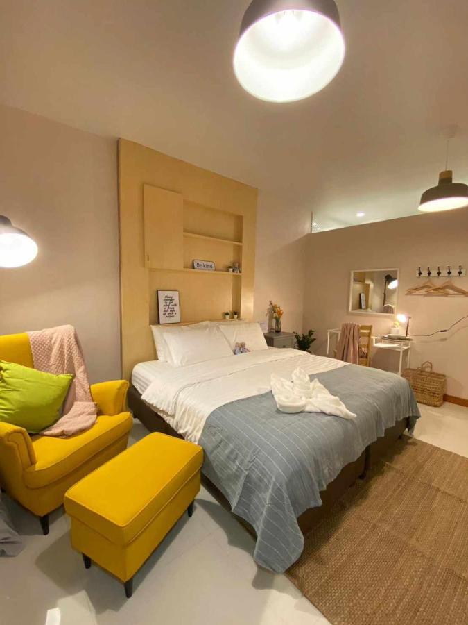Por Poshtel Kanchanaburi Bagian luar foto