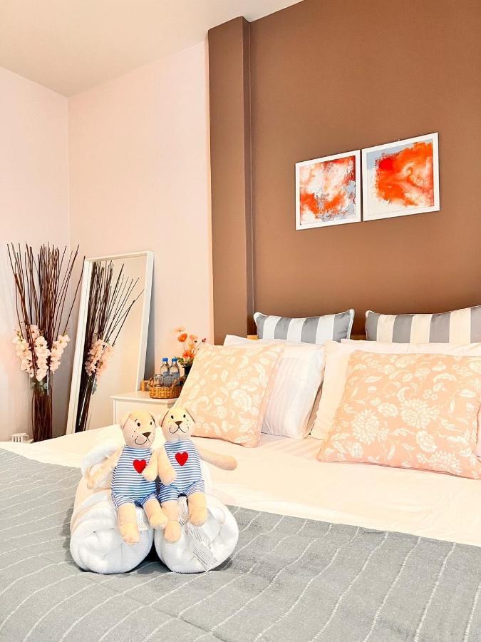 Por Poshtel Kanchanaburi Bagian luar foto