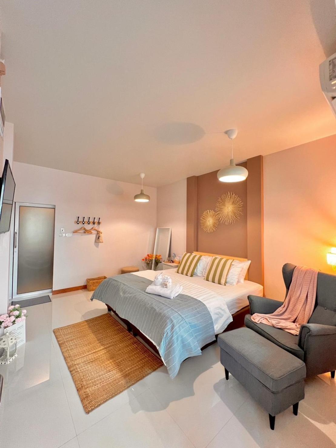 Por Poshtel Kanchanaburi Bagian luar foto