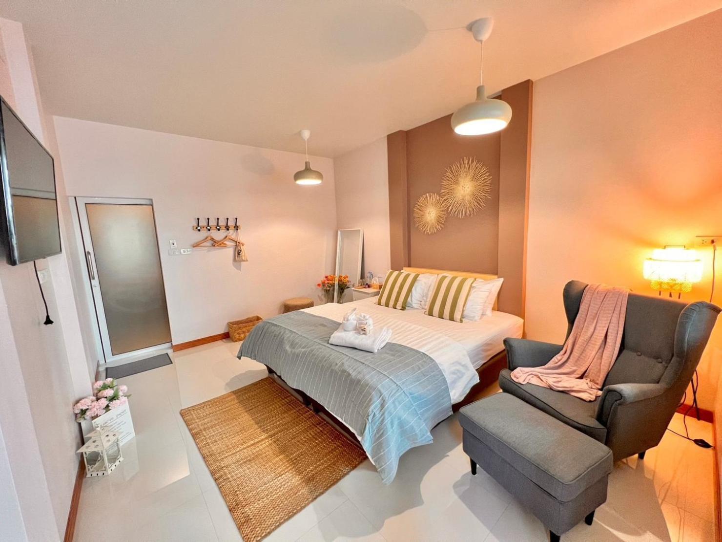 Por Poshtel Kanchanaburi Bagian luar foto